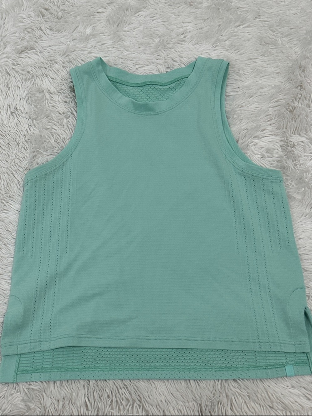 ▪️ Lululemon Waist Length Tank Top